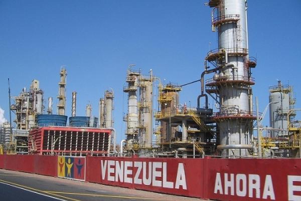 ایران برای انجام تعمیرات نیروگاهی ونزوئلا اعلام آمادگی کرد